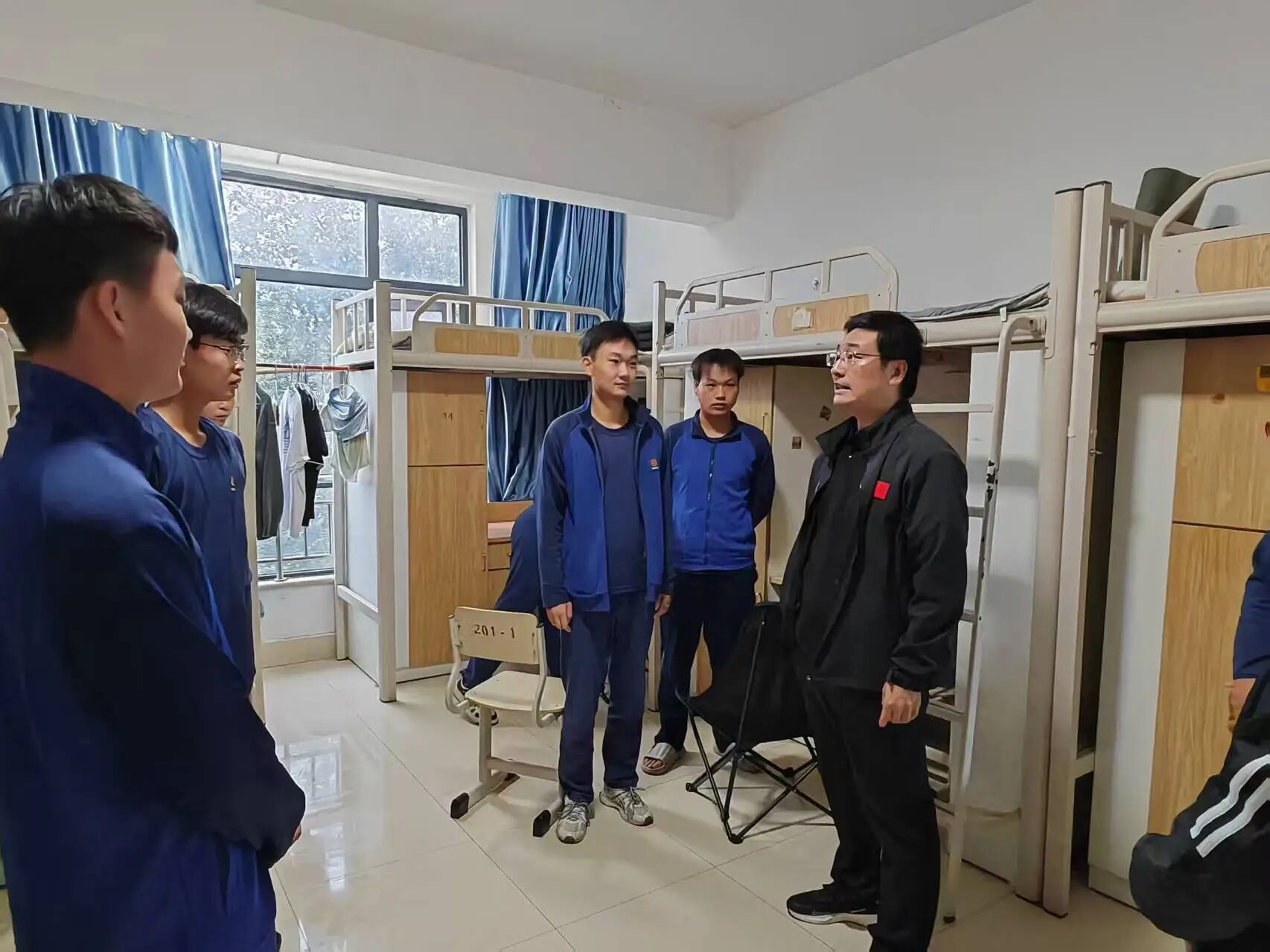 微信图片_2025-11-03_152237_695.jpg