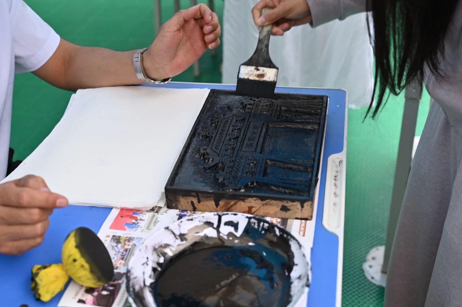 20250927 文旅进校园:南阳农业职业学院沉浸式品非遗赏美景2.jpg