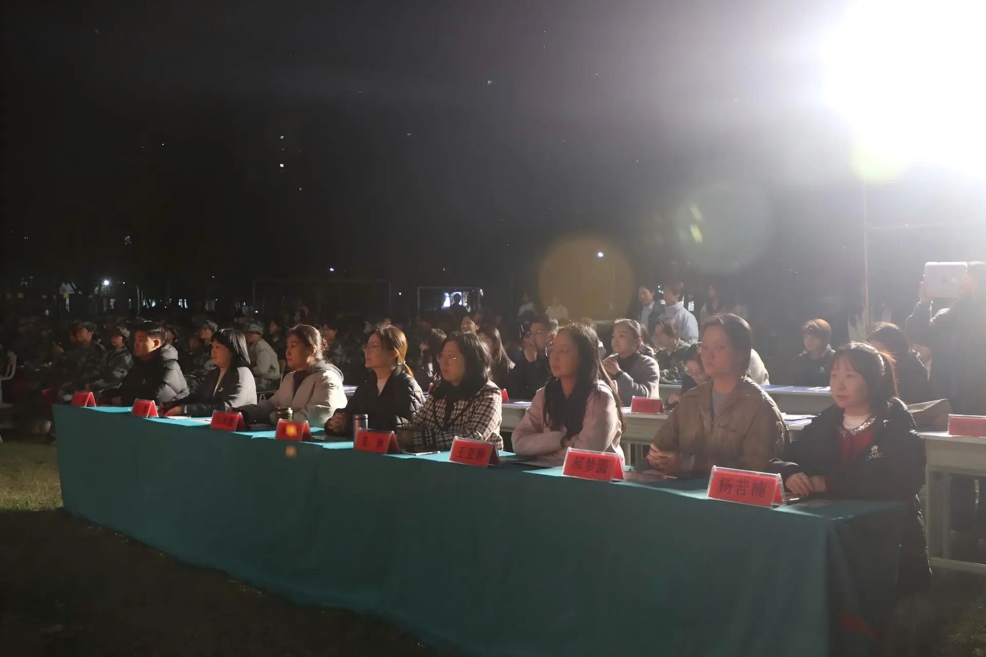 20251023 迷彩青春燃热血 红歌嘹亮映初心——康养与照护学院2025年红歌比赛圆满落幕.jpg