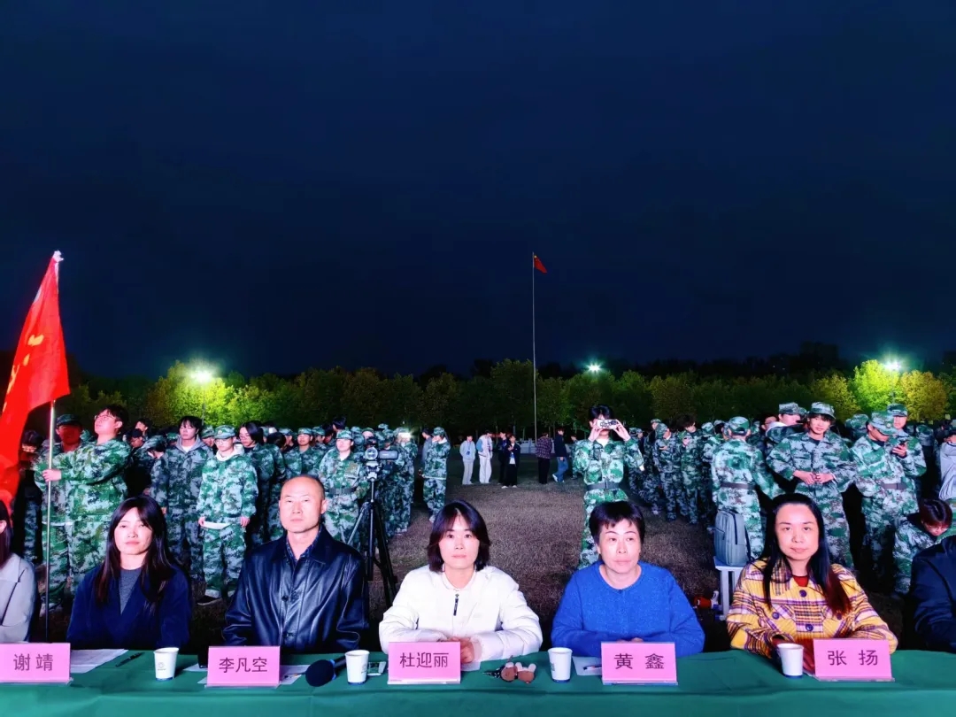 20251025 “迷彩青春 红歌嘹亮”——智能制造工程学院红歌比赛圆满落幕4.webp.jpg