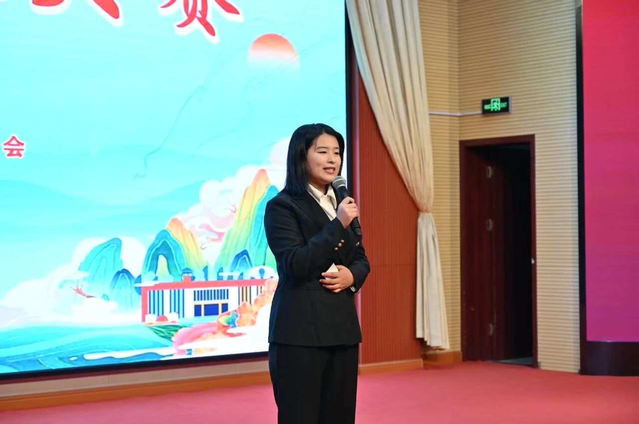 20251204 麦动青春 言译华章——我校校园主持人大赛 决赛圆满落幕4.jpg