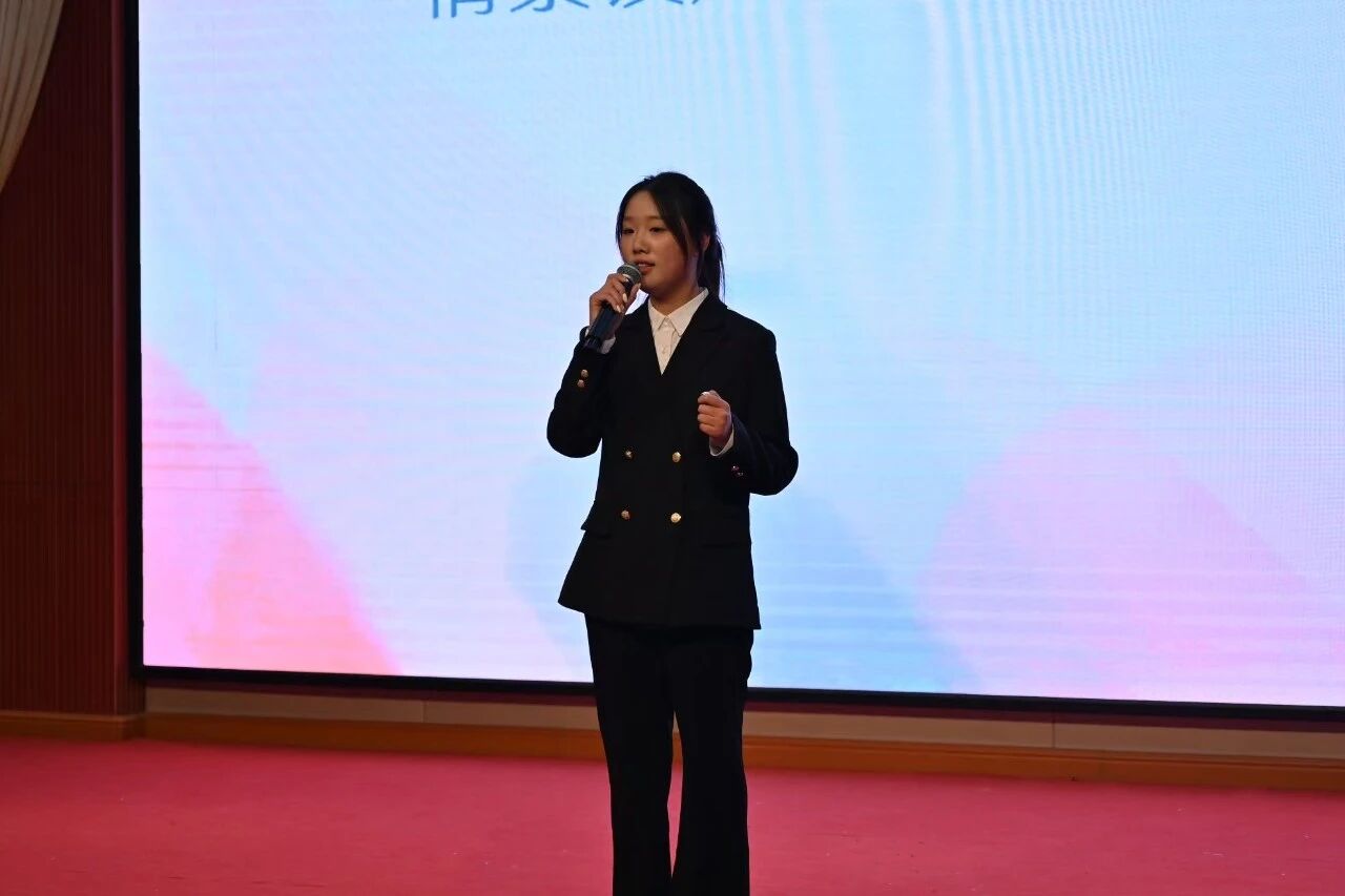 20251204 麦动青春 言译华章——我校校园主持人大赛 决赛圆满落幕6.jpg