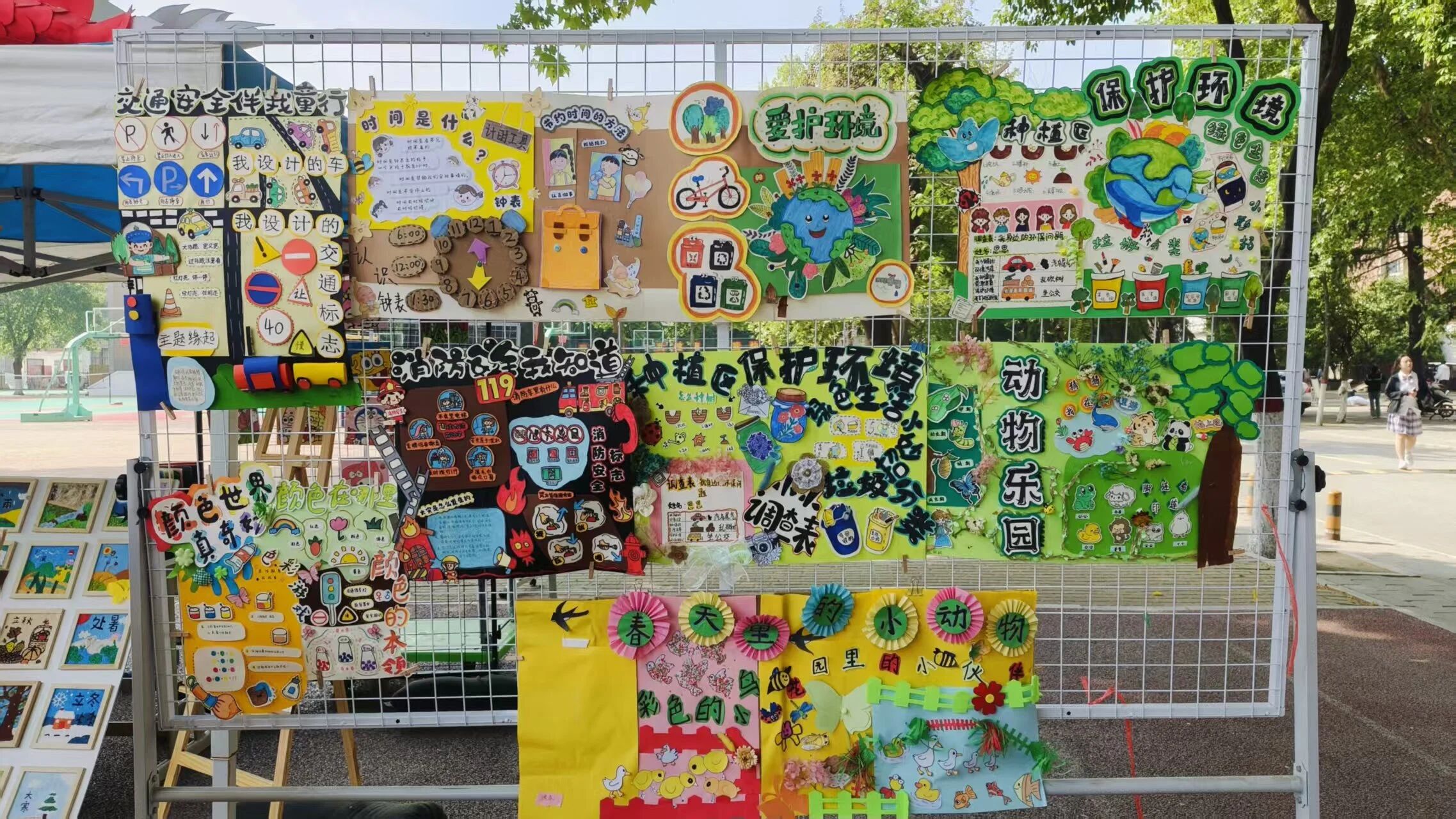 20260427 “指间方寸藏天地”——商俊旭同学个人作品展圆满落幕，实习生幼儿手工作品展同期亮相卧龙校区4.jpg
