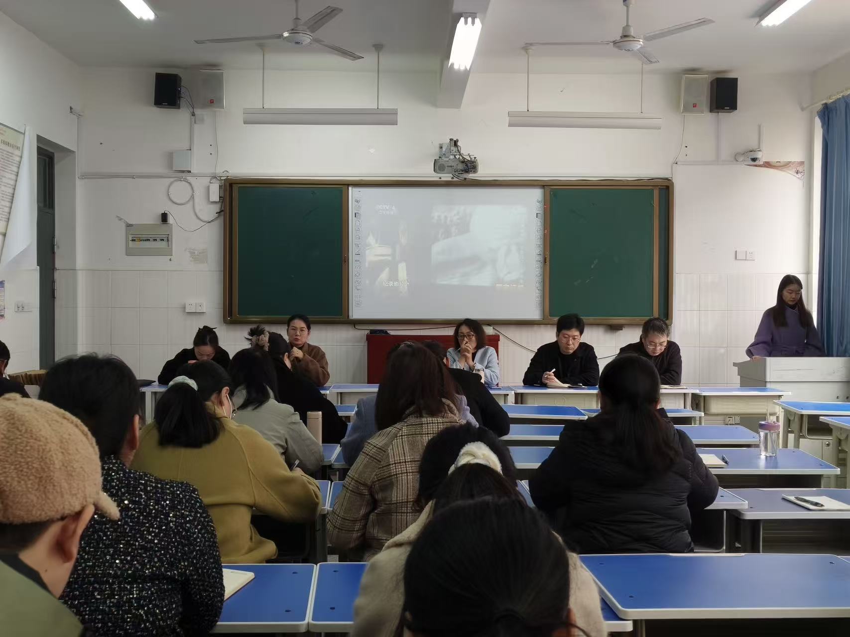 心有大我 至诚报国.jpg 心有大我 至诚报国.jpg