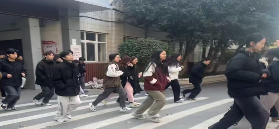 图片9.jpg