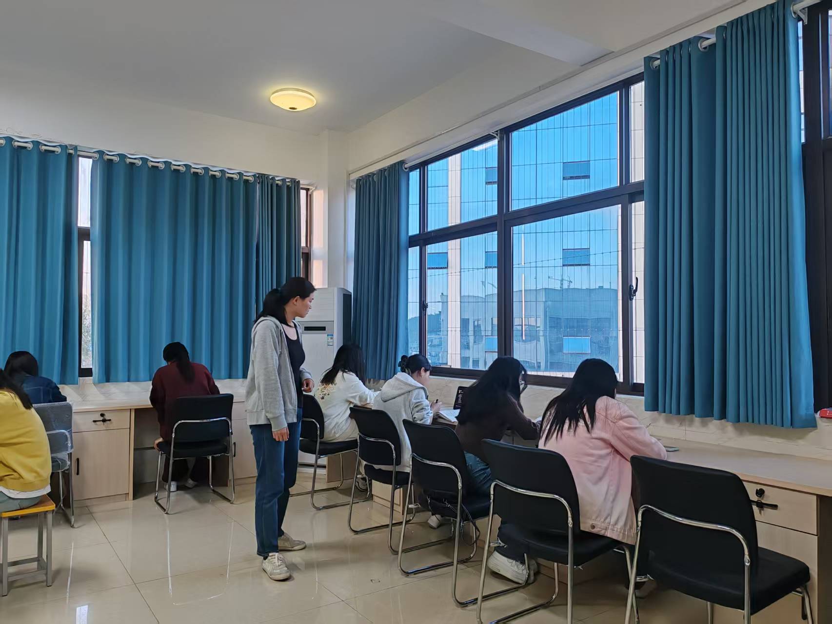 微信图片_20250327151002.jpg 微信图片_20250327151002.jpg