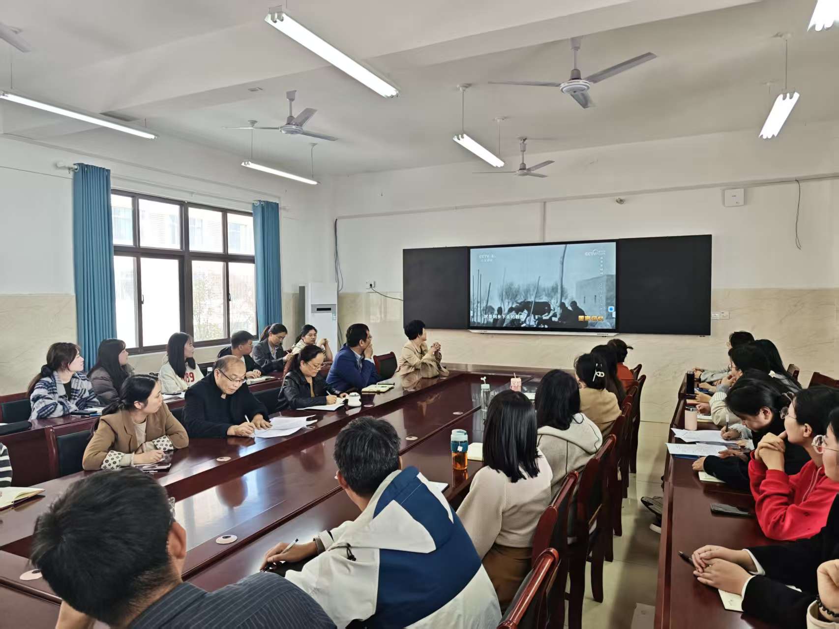 20ab1859baf68477a18b76f3cde9b535.jpg 20ab1859baf68477a18b76f3cde9b535.jpg