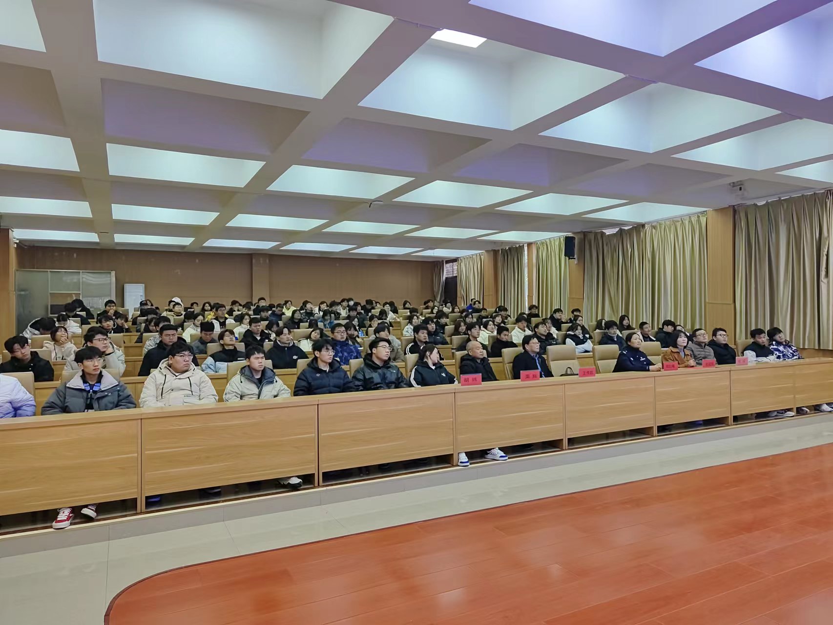 图片5.jpg