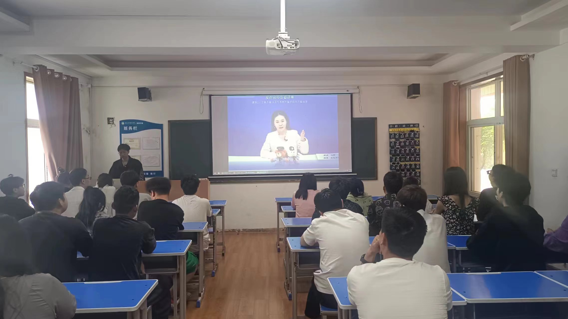 3_03912_950.jpg 3_03912_950.jpg