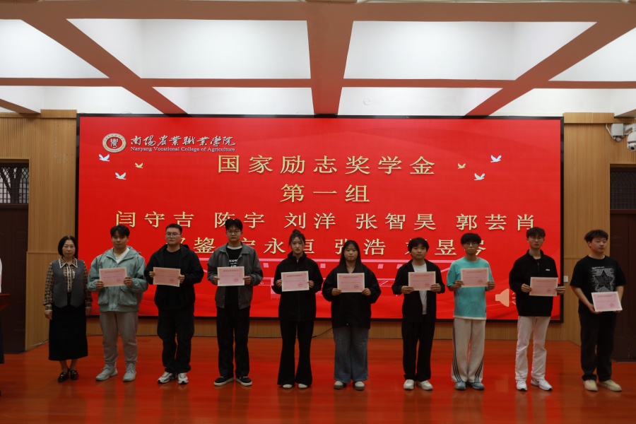 b3becdbcbc08dba9cbf8af4a6d96ef6.jpg b3becdbcbc08dba9cbf8af4a6d96ef6.jpg